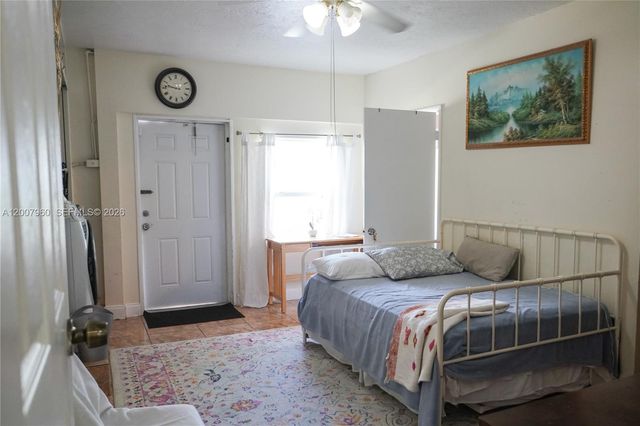 11311 SW 164th Ter, Miami, FL 33157