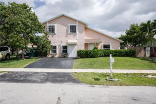 11311 SW 164th Ter, Miami, FL 33157