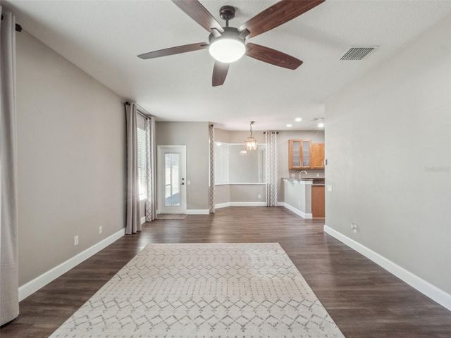 610 STRIHAL LOOP, Oakland, FL 34787