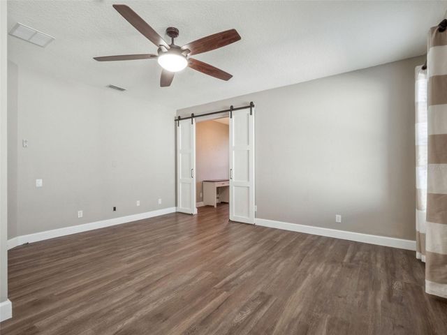 610 STRIHAL LOOP, Oakland, FL 34787