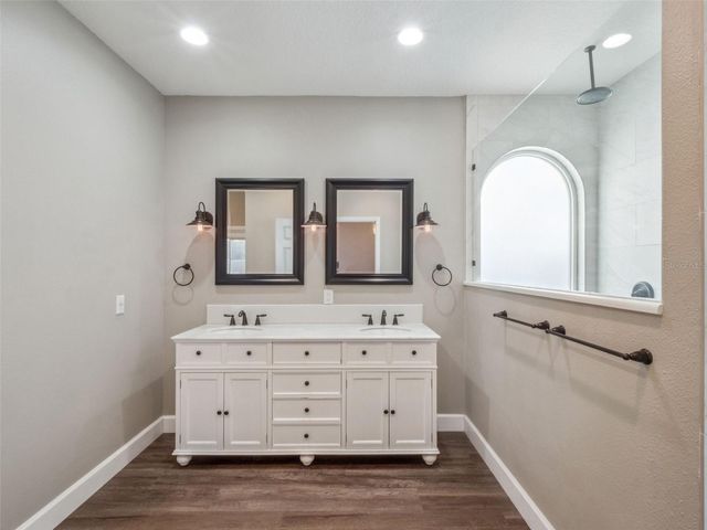 610 STRIHAL LOOP, Oakland, FL 34787