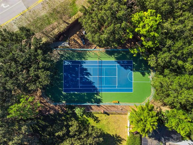 610 STRIHAL LOOP, Oakland, FL 34787