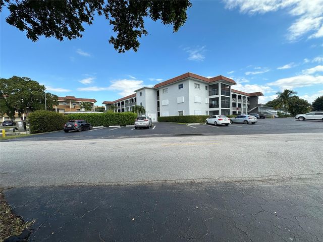 651 Pine Dr 204, Pompano Beach, FL 33060