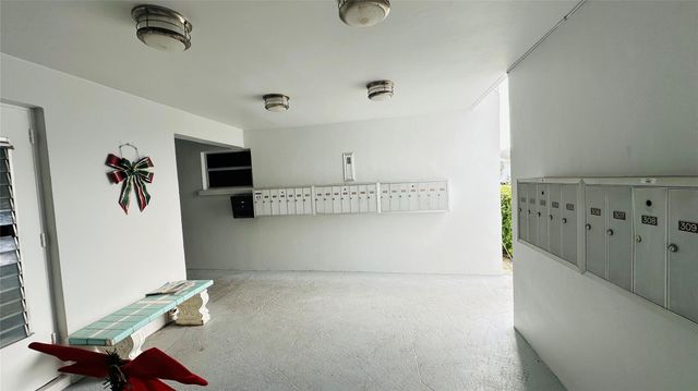 651 Pine Dr 204, Pompano Beach, FL 33060