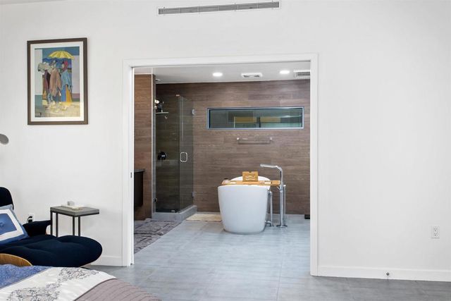 307 Upas St, San Diego, CA 92103