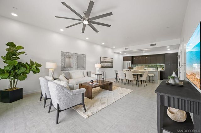 307 Upas St, San Diego, CA 92103