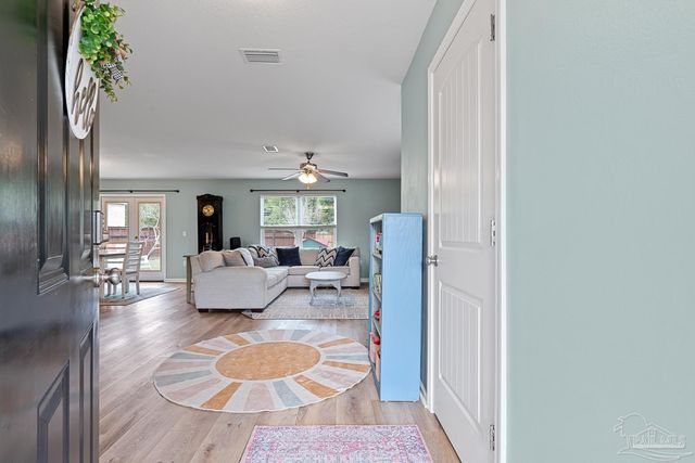 5905 Little Leaf Ct, Milton, FL 32570