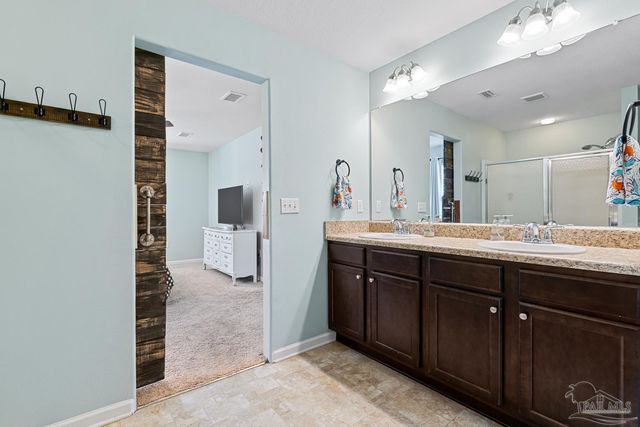 5905 Little Leaf Ct, Milton, FL 32570