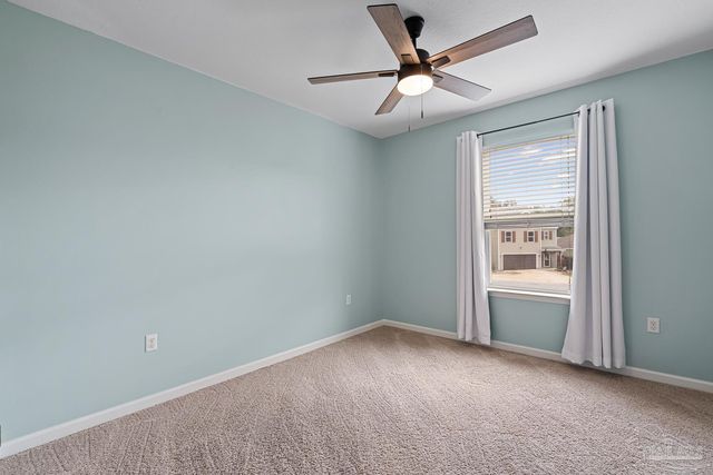 5905 Little Leaf Ct, Milton, FL 32570