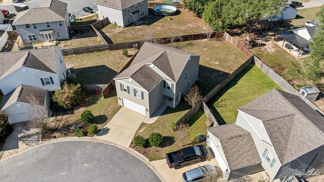 5905 Little Leaf Ct, Milton, FL 32570