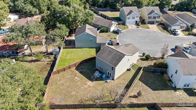 5905 Little Leaf Ct, Milton, FL 32570