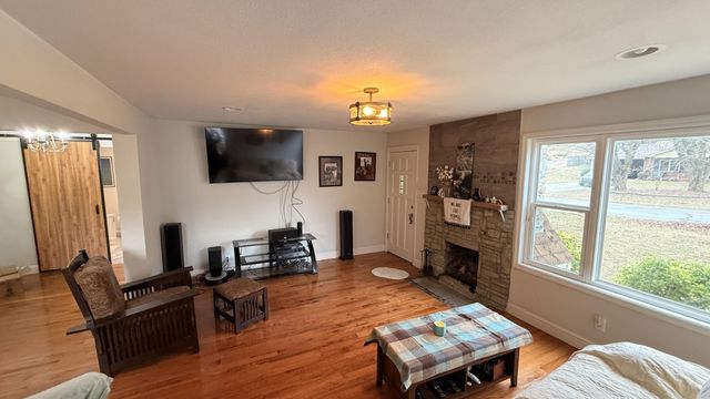 513 Oak Street, Athens, TN 37303