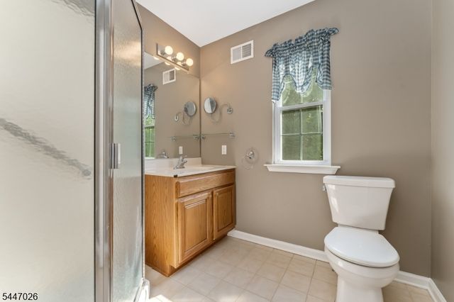 26 Indian Plantation St, Raritan Twp., NJ 08822