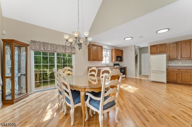 26 Indian Plantation St, Raritan Twp., NJ 08822