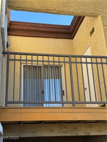 2801 North Rainbow Boulevard 211, Las Vegas, NV 89108