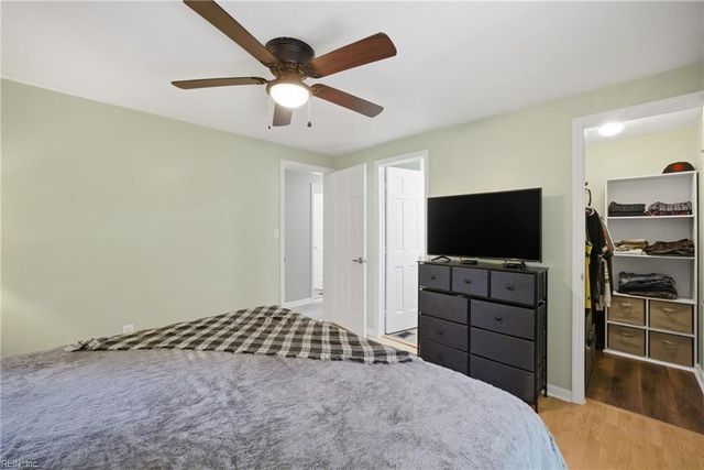 1077 Sandy Narrows CT, Virginia Beach, VA 23454