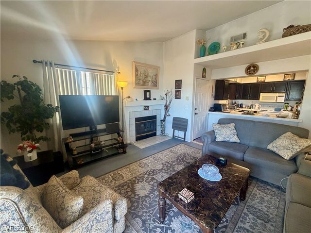 2725 South Nellis Boulevard 2074, Las Vegas, NV 89121