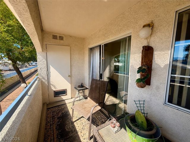 2725 South Nellis Boulevard 2074, Las Vegas, NV 89121