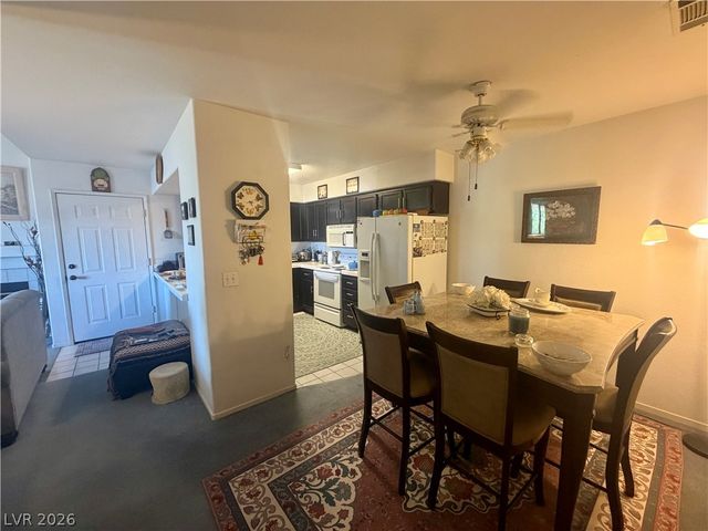 2725 South Nellis Boulevard 2074, Las Vegas, NV 89121