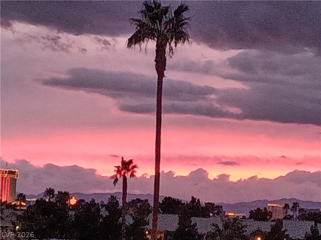 2725 South Nellis Boulevard 2074, Las Vegas, NV 89121