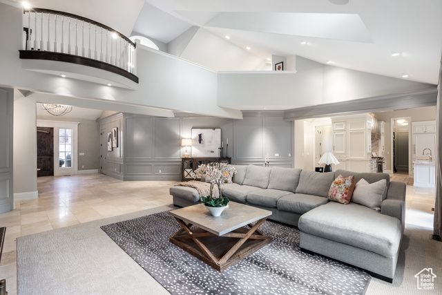 680 S DAVIS BLVD, Bountiful, UT 84010