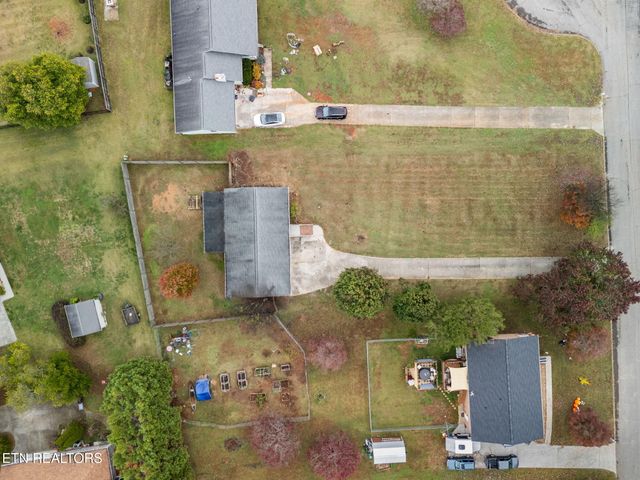 2344 Riverside Drive, Maryville, TN 37804