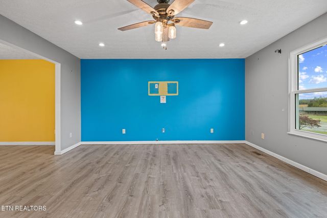 2344 Riverside Drive, Maryville, TN 37804