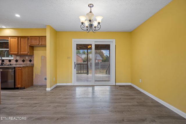 2344 Riverside Drive, Maryville, TN 37804