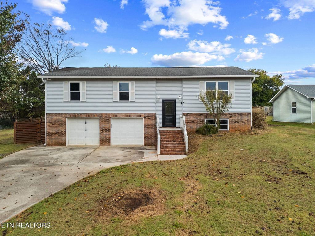 2344 Riverside Drive, Maryville, TN 37804