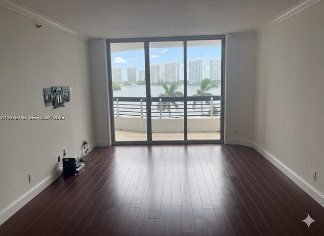3600 Mystic Pointe Drive 604, Aventura, FL 33180