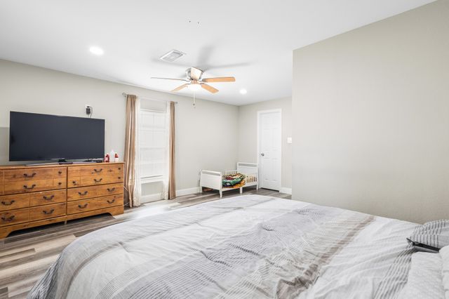 2006 Fort Worth Street, Grand Prairie, TX 75050