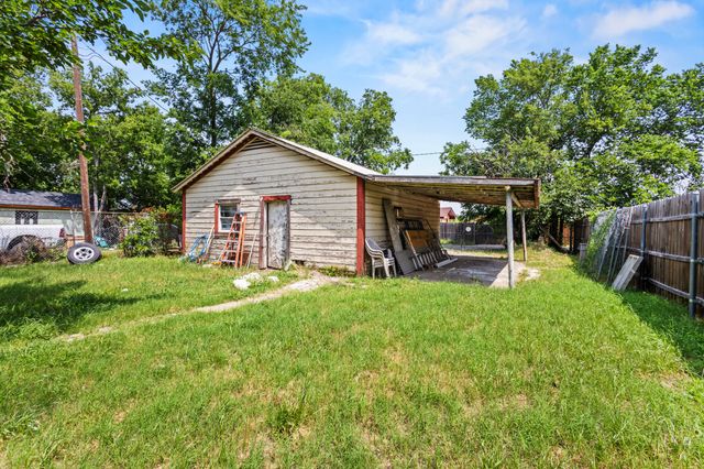 2006 Fort Worth Street, Grand Prairie, TX 75050