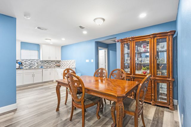 2006 Fort Worth Street, Grand Prairie, TX 75050