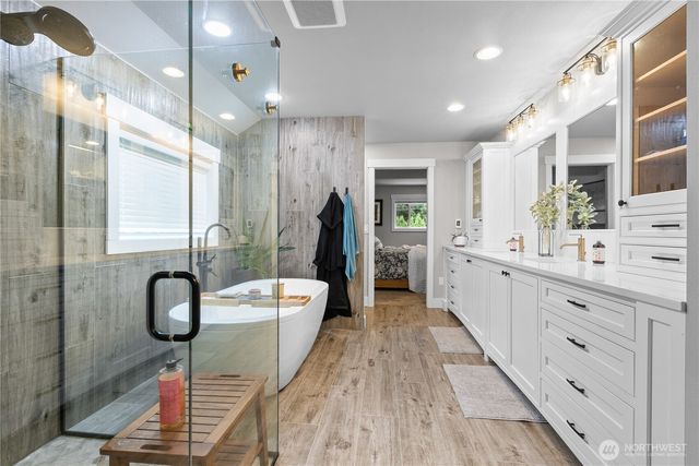 315 Birch Bay Lynden Road, Lynden, WA 98264