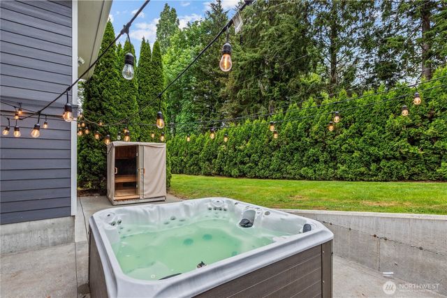 315 Birch Bay Lynden Road, Lynden, WA 98264