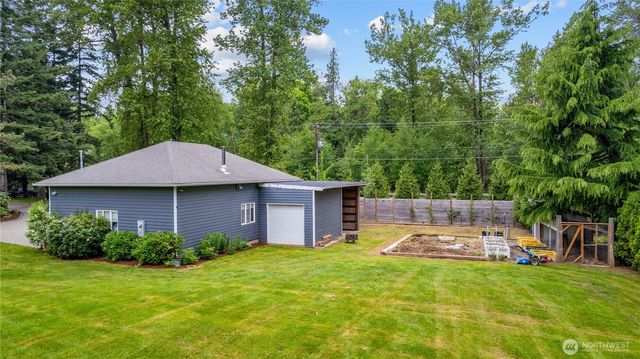 315 Birch Bay Lynden Road, Lynden, WA 98264