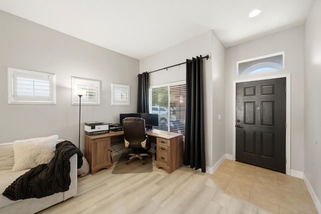 7640 Laguna Beach Way, Antelope, CA 95843