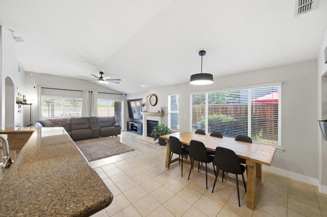 7640 Laguna Beach Way, Antelope, CA 95843