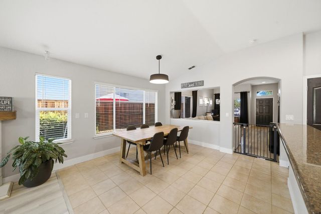 7640 Laguna Beach Way, Antelope, CA 95843