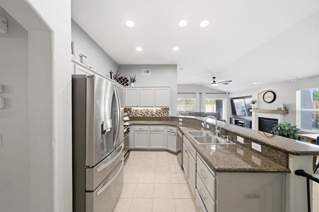 7640 Laguna Beach Way, Antelope, CA 95843