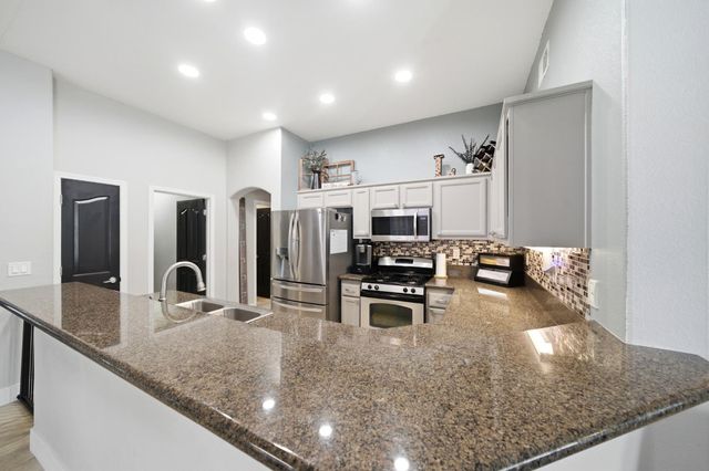 7640 Laguna Beach Way, Antelope, CA 95843