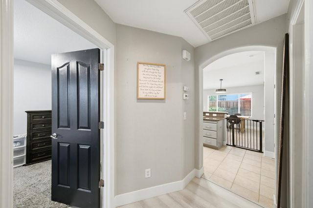 7640 Laguna Beach Way, Antelope, CA 95843