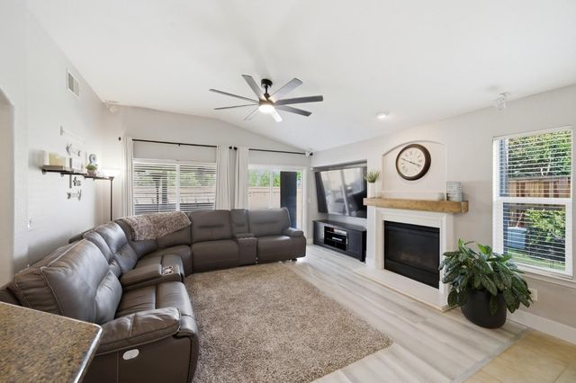 7640 Laguna Beach Way, Antelope, CA 95843