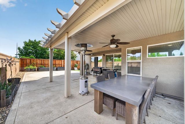 7640 Laguna Beach Way, Antelope, CA 95843