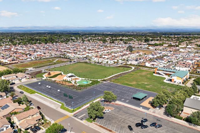 7640 Laguna Beach Way, Antelope, CA 95843