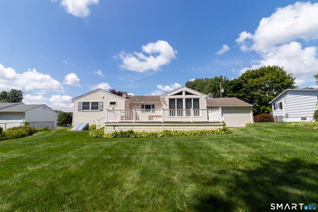 39 Candlewood Road, Milford, CT 06461