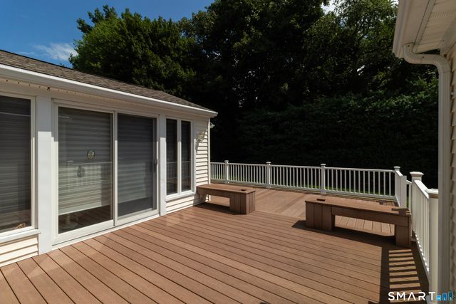 39 Candlewood Road, Milford, CT 06461