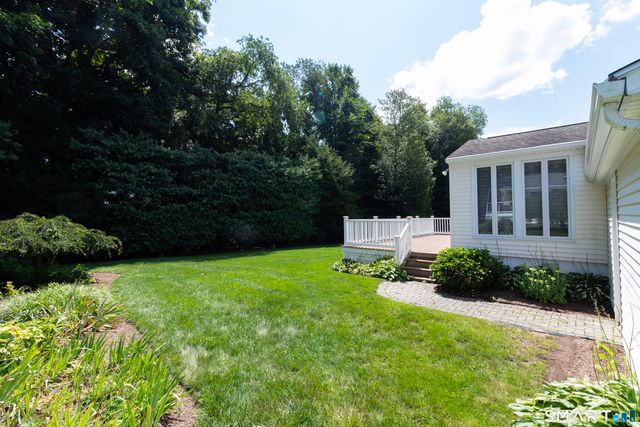 39 Candlewood Road, Milford, CT 06461