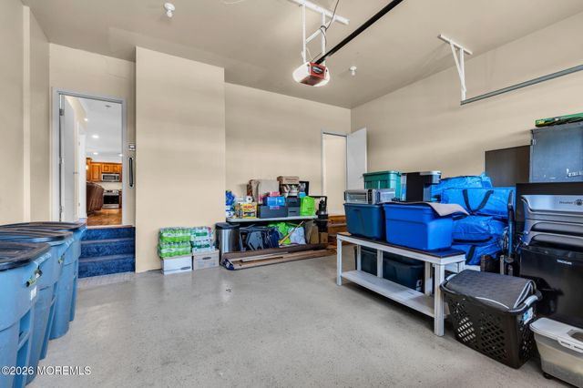 90 Saint Peters Place, Keyport, NJ 07735