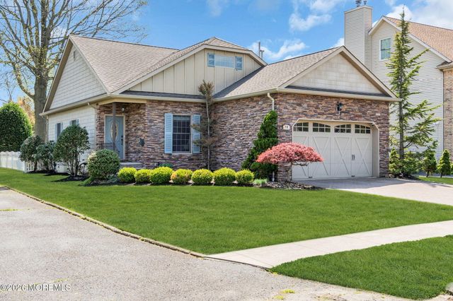 90 Saint Peters Place, Keyport, NJ 07735